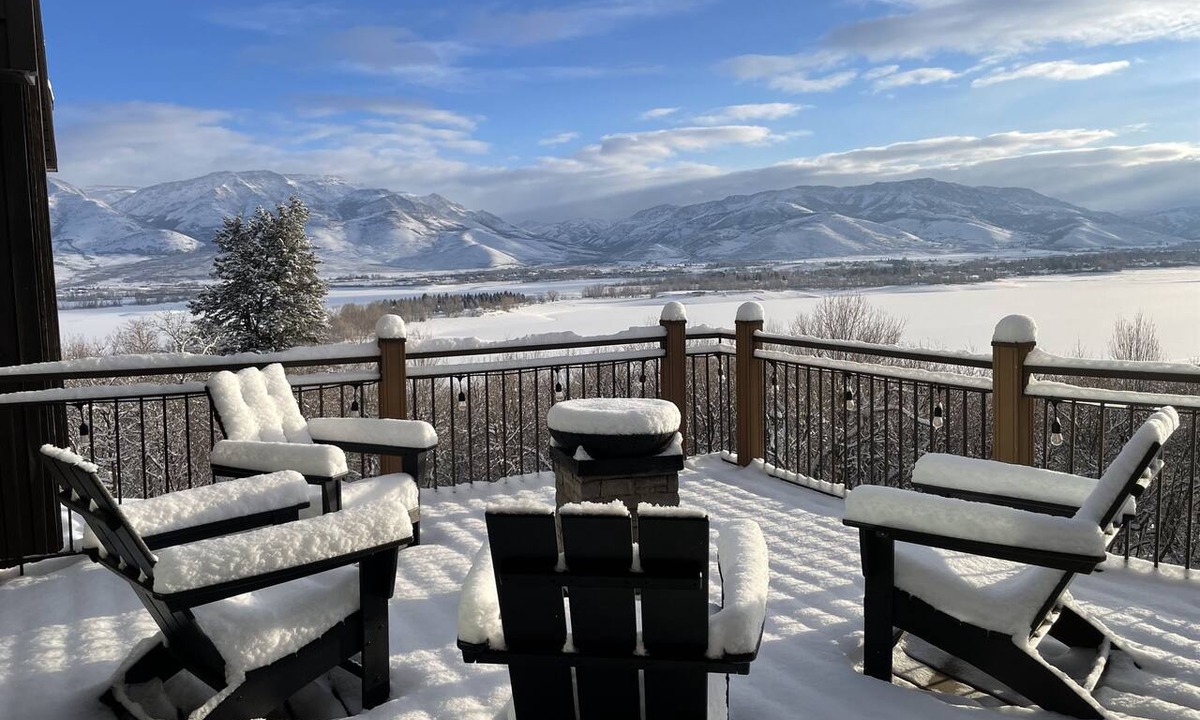 Ogden Cabin | 15 Acre Retreat Near Eden, Pickleball and Sauna