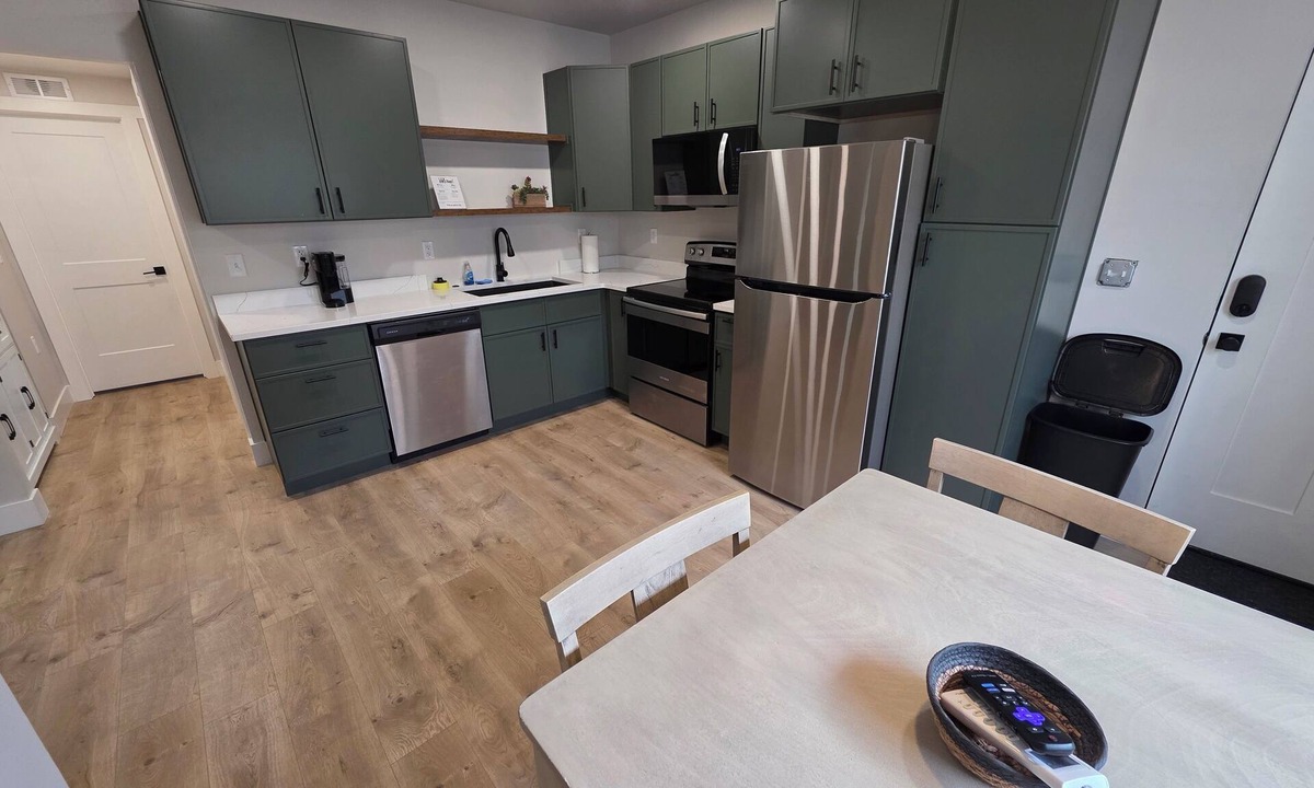Eagle Mountain Apartment | 2-bedroom cozy basement apartment in beautiful Eagle Mountain