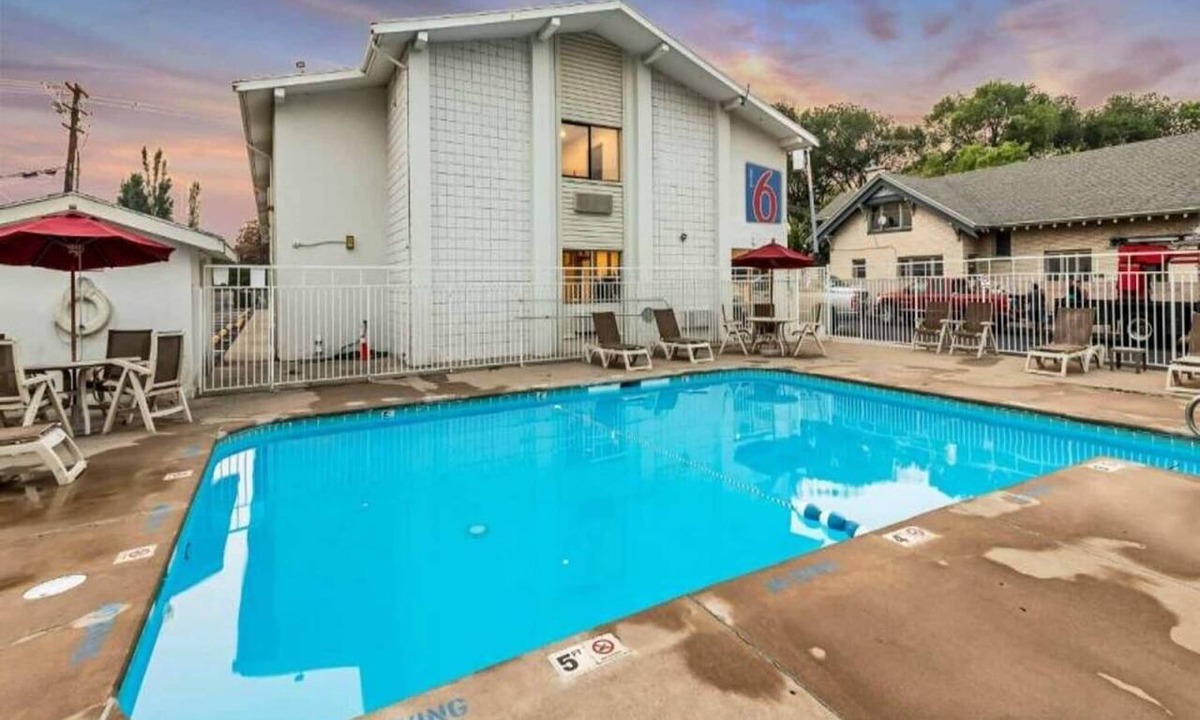 Ogden Apartment | 2 Full Beds | Non-Smoking