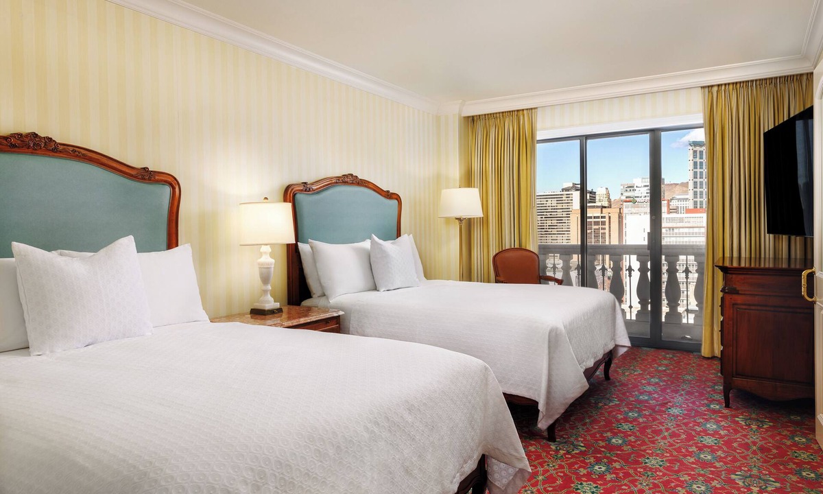 Downtown Salt Lake City Hotel | 2 Queen Suite | Grand America | Art Tour, boutiques, 2 Pools | 2 Units
