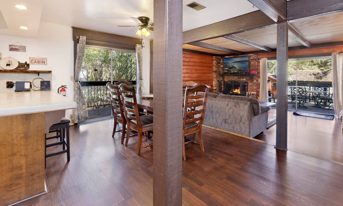 Big Bear City Ski Chalet | 2075 - Cuddle Bear's Cabin 3 Bedroom Home by Redawning