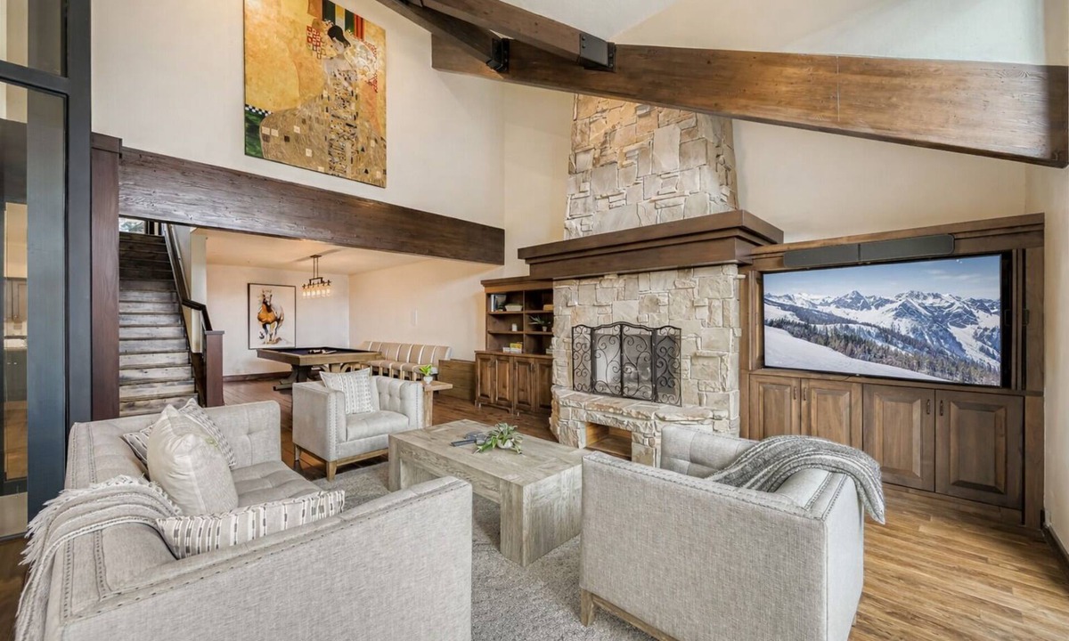 Park Meadows House | 2744 Stylish Ski Getaway with Hot Tub Pool and Lift Shuttle