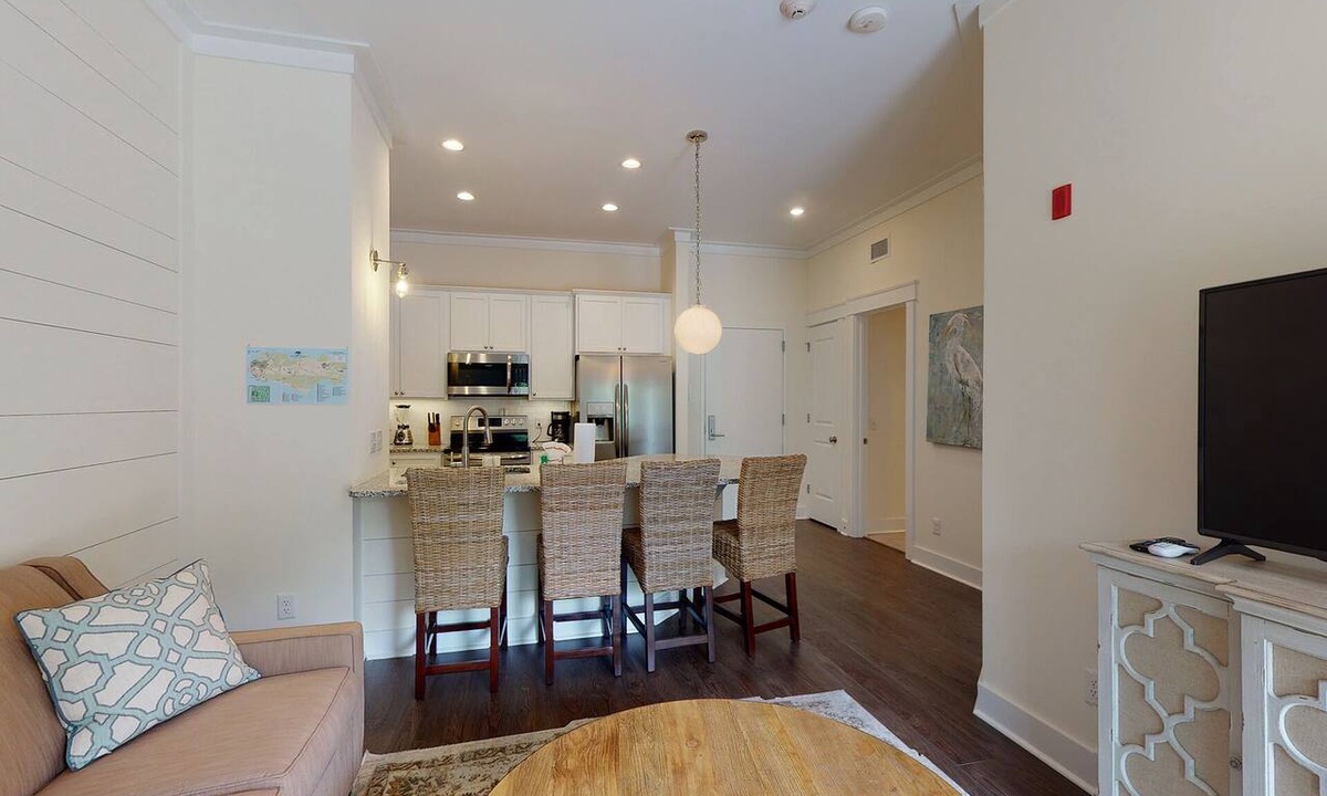 King City Condo | 400 Ocean King Suite 2201 2nd Floor