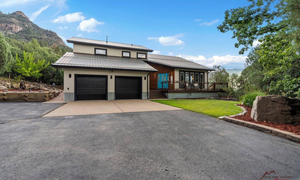 Hermosa House | A/C, Hot Tub, Ping-Pong & Air Hockey, Pet Friendly