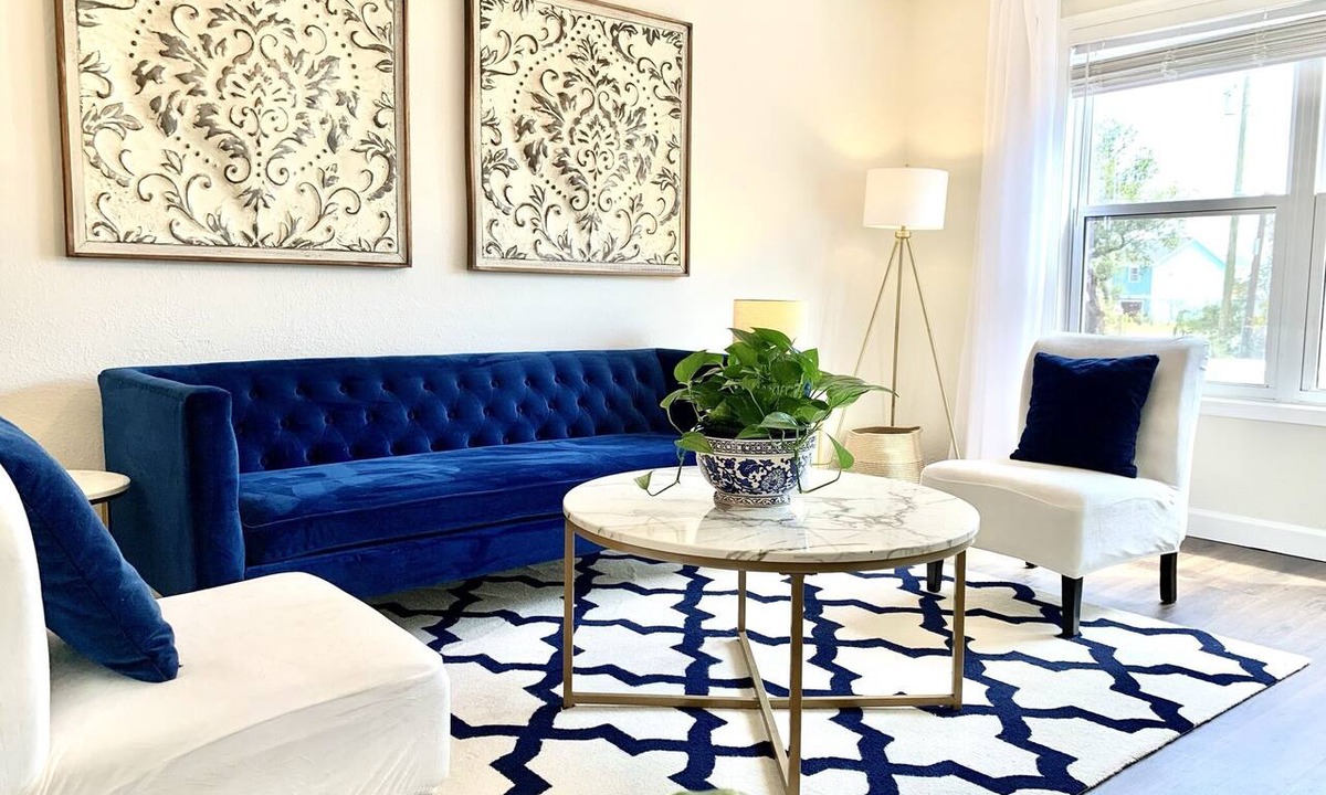 Gulf Breeze House | Beautiful Renovated Townhouse across from the sound.