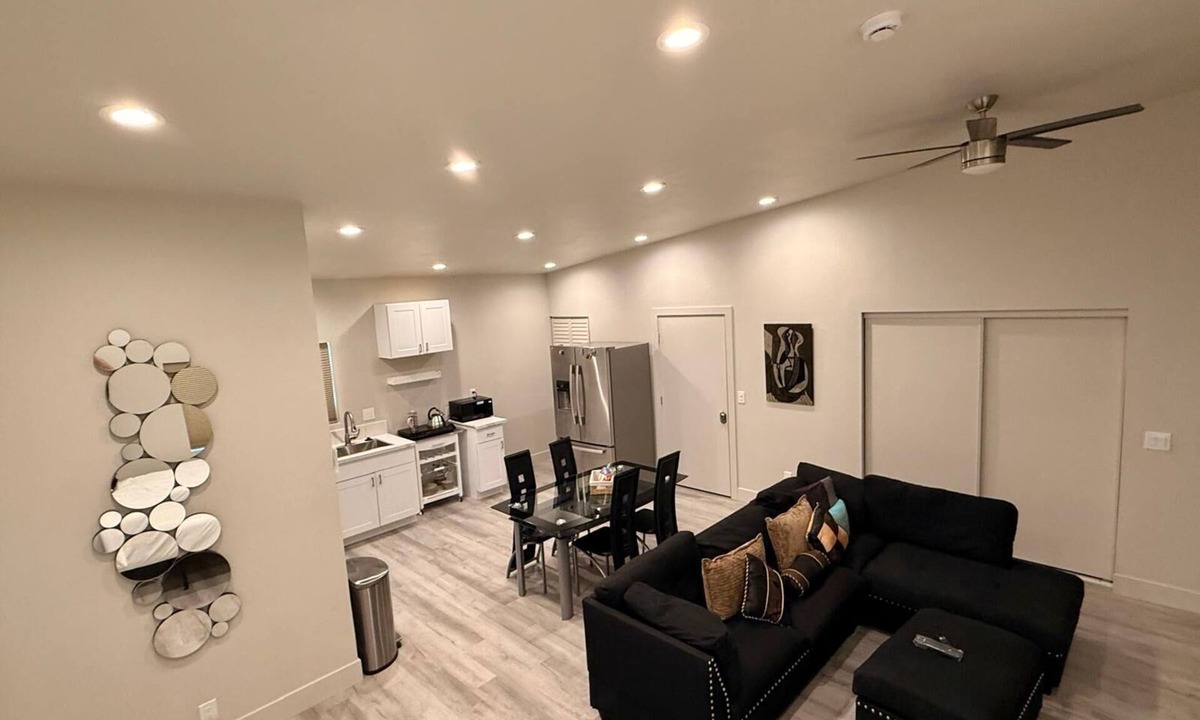 Winchester Apartment | Beautiful Studio in Las Vegas Near Las Vegas Strip & Airport
