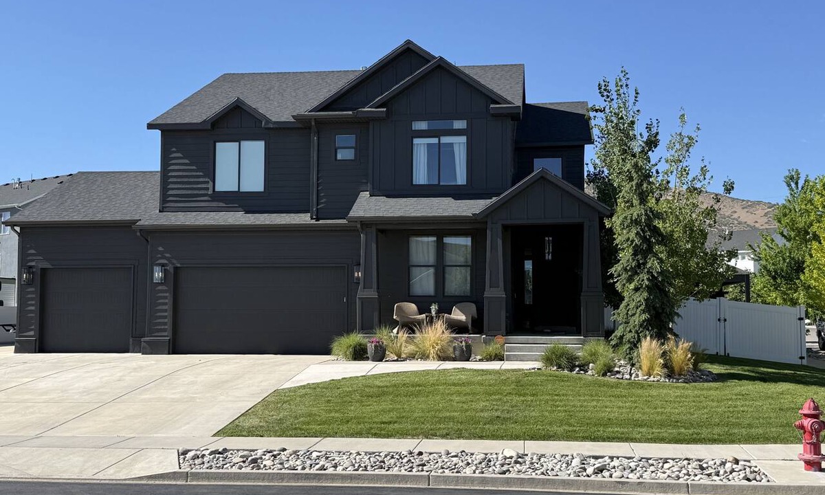 Lehi House | Bougie Basecamp: Heated Pool+Hot Tub+Sauna+Trails+Adventure Toy Rental Options