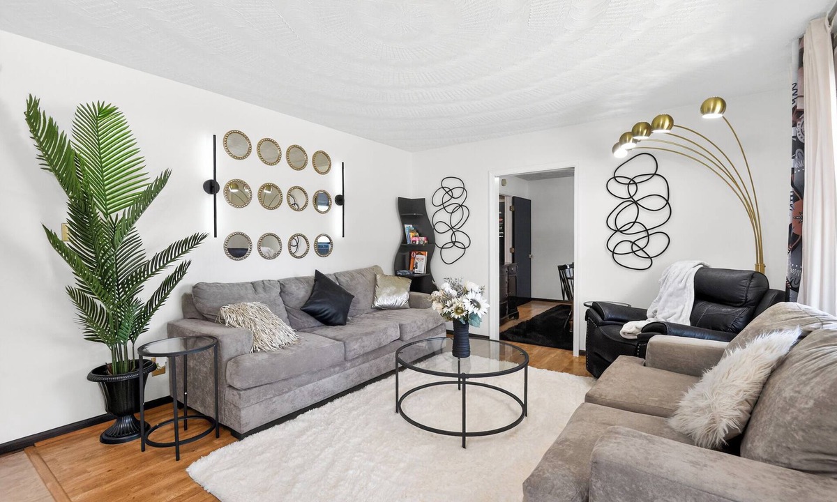 North Newport News House | Boutique Family Retreat near Fort Eustis & Williamsburg