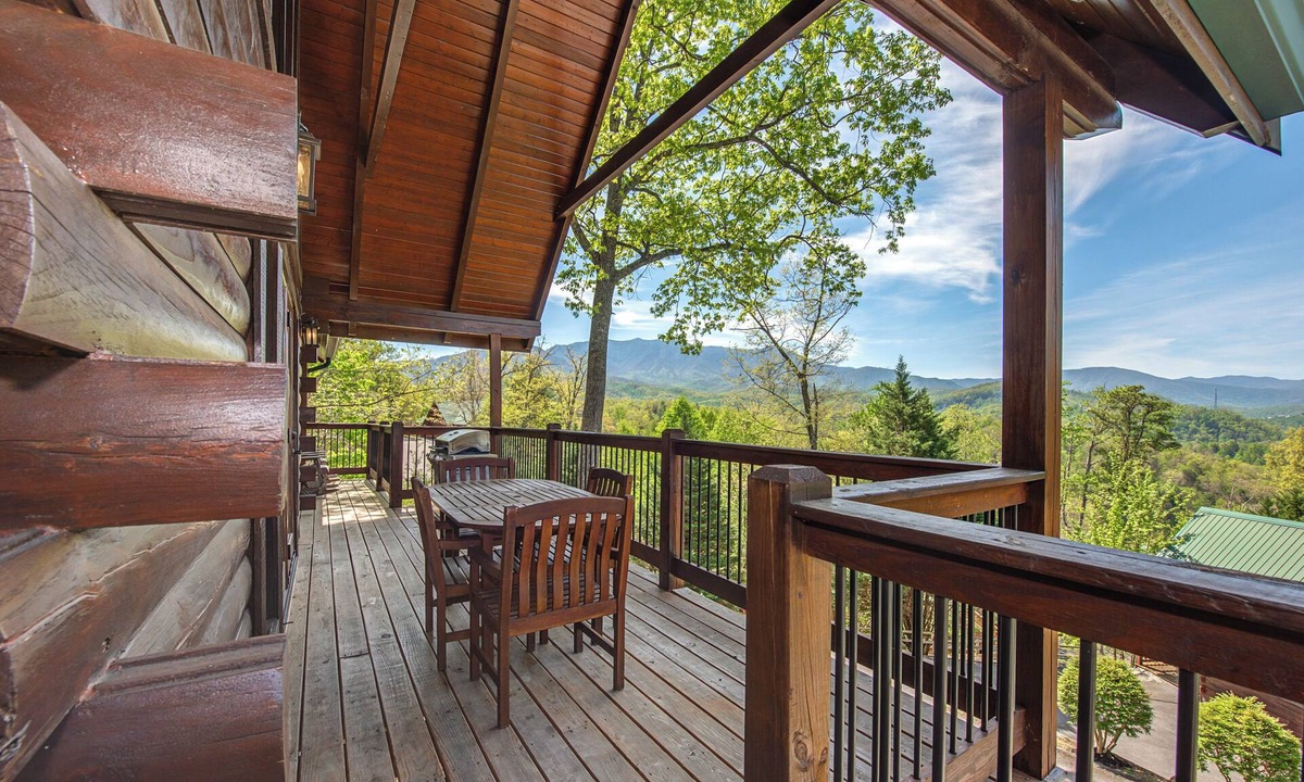 Black Bear Falls Cabin | Breathtaking views, 4 king suites, game room, hot tub.