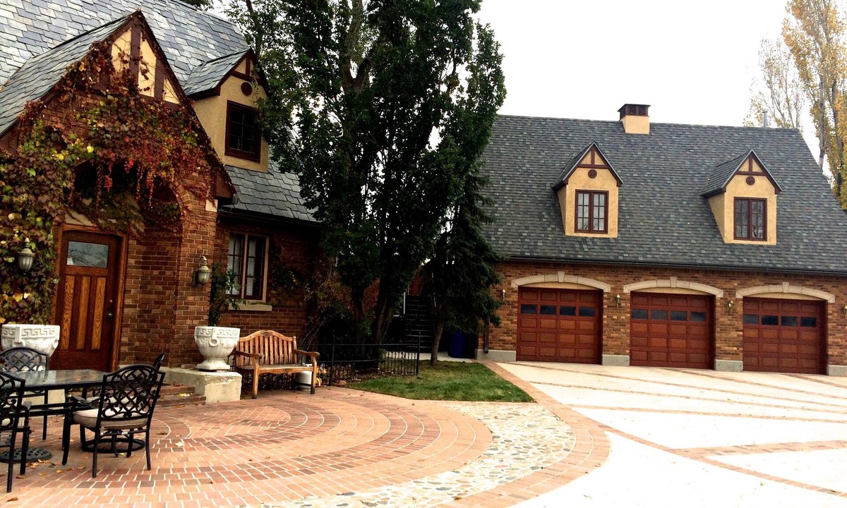 Cottonwood Heights Apartment | Butler Manor Carriage House, Deluxe Apt on Historic Estate w/Spectacular Views!