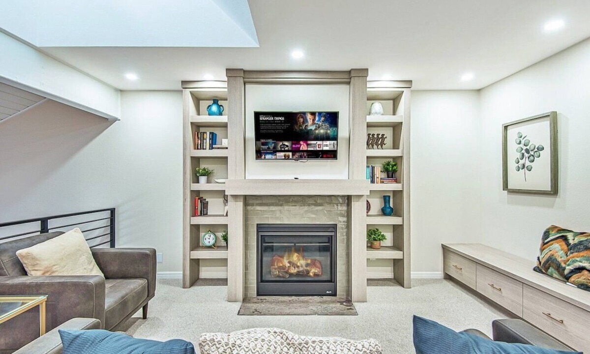 Cottonwood Heights House | Canyon View Ski House | Sleeps 14 + Hot Tub
