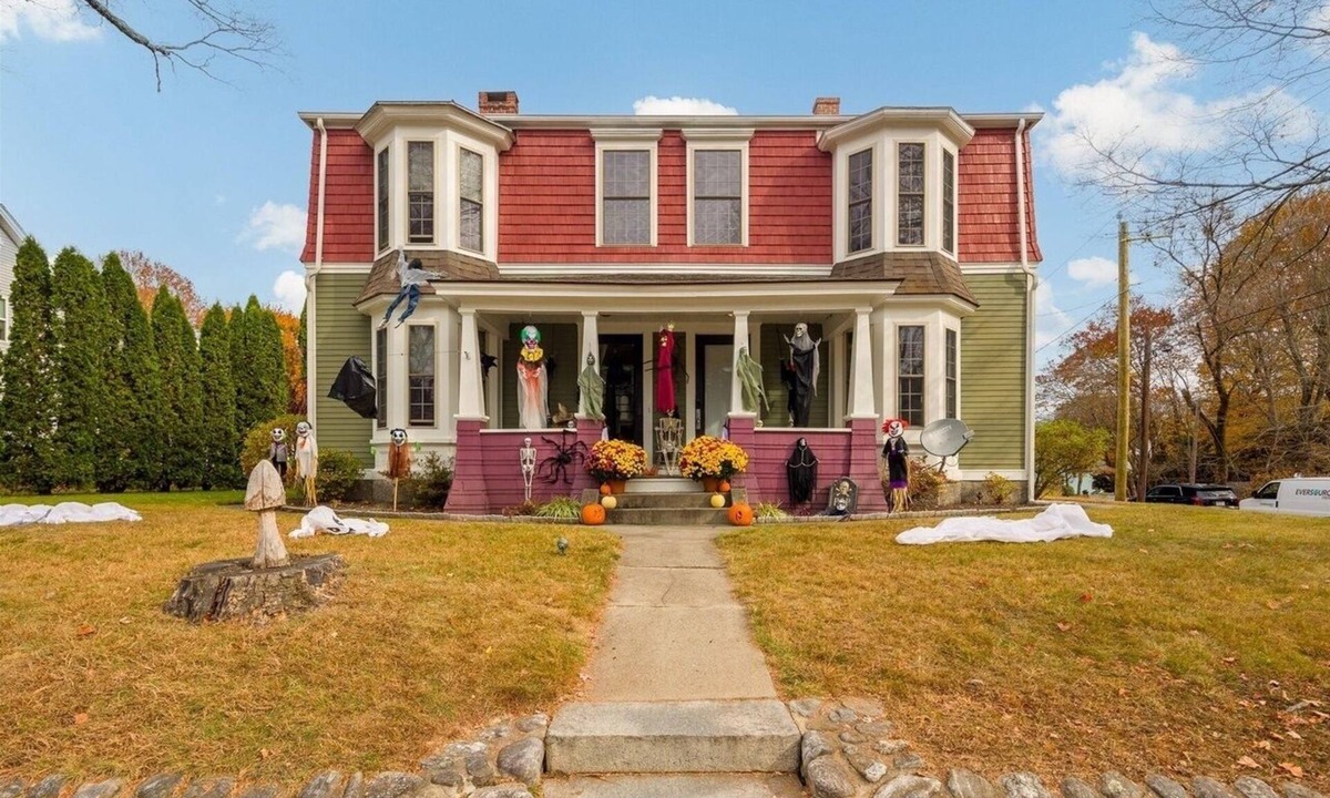 Putnam Apartment | Charming 2-bedroom apartment in welcoming Putnam - 2nd Floor