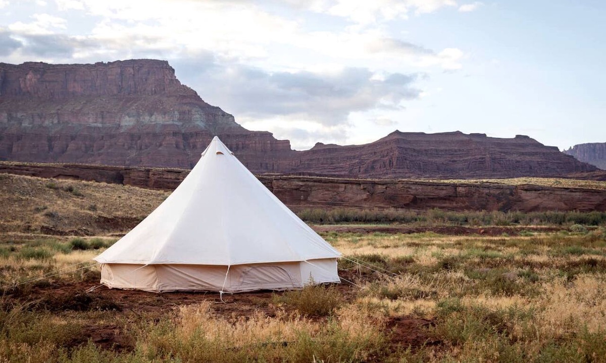 Moab RV Rental | Cozy Romantic Glamping Tent on Secluded Ranch with Breathtaking Night Sky Views in Moab, Utah