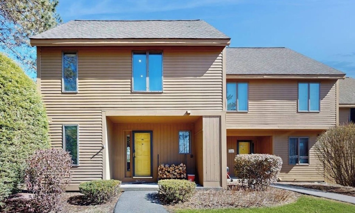 Quechee House | Dog-friendly townhome with views, AC & fireplace - walk to Village of Quechee