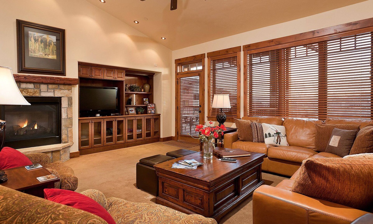 Steamboat Springs Condo | EL5206 | Relax in Luxury | Spacious and Amenities Galore | Air Chilling | Pool