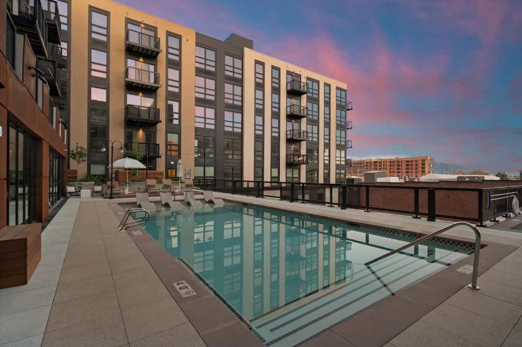 People's Freeway Apartment | Elevated SLC Stay - Pool & Sauna Retreat