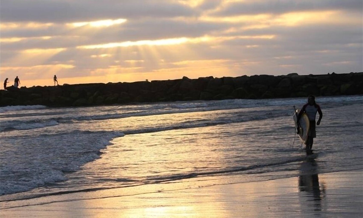 Townsite Condo | Exquisitely Remodeled Beachside Condo W/Whitewater Views