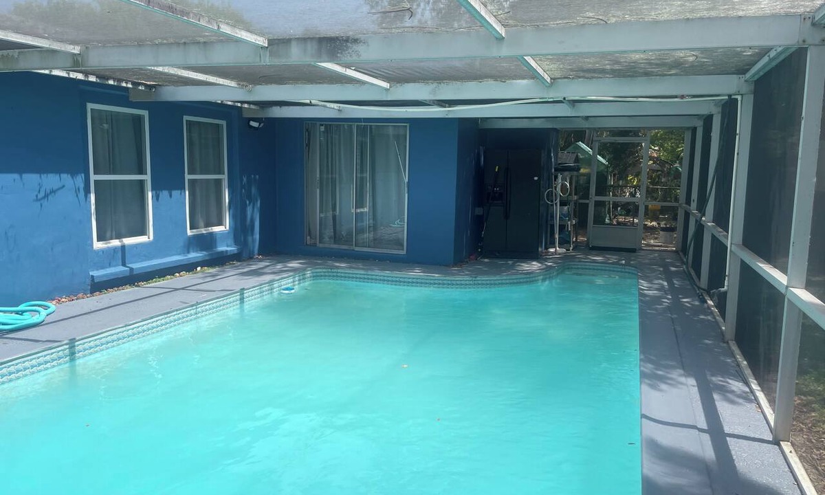 Regency Park House | Fantastic 4-bedroom pool house in Port Richey, Perfect, Family and pet friendly.