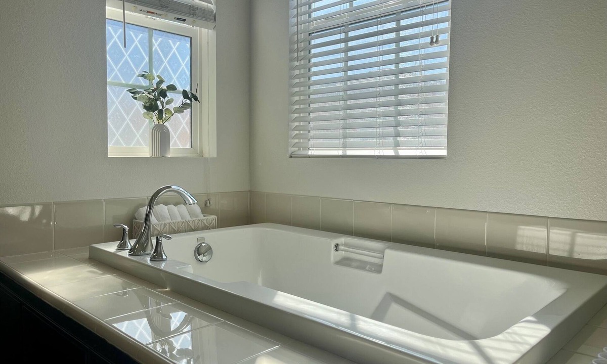 San Diego House | Furnished Modern Del Sur Family Home - All Utilities Incl. - 30 day minimum