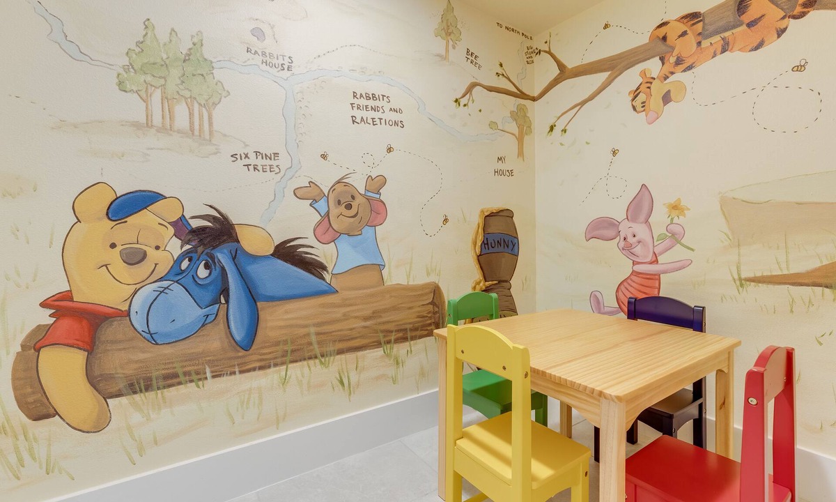 Reunion House | Games & Theater Themed Room | Kids Themed Bedrooms | Private Pool with Golf Course Views