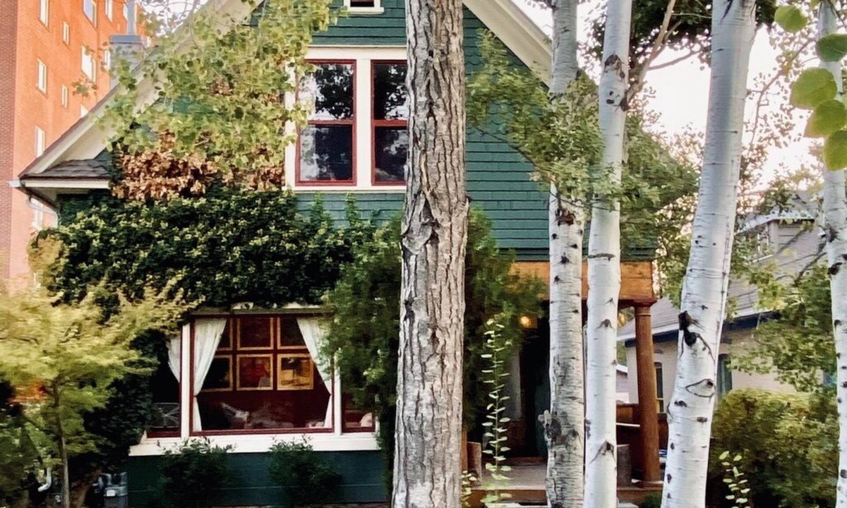 The Avenues House | Gorgeous 1890 University Historic District Home