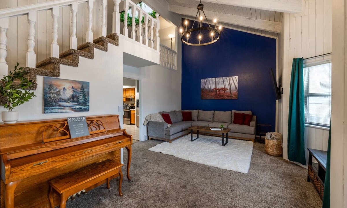 Cottonwood Heights House | Green Pines | Family Ski & Summer Retreat