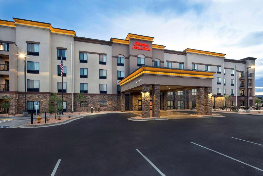 Page Hotel | Hampton Inn & Suites Page - Lake Powell