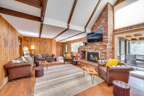 Woodsville House | Haverhill Mtn Retreat w/Deck: Hike, Ski & Relax