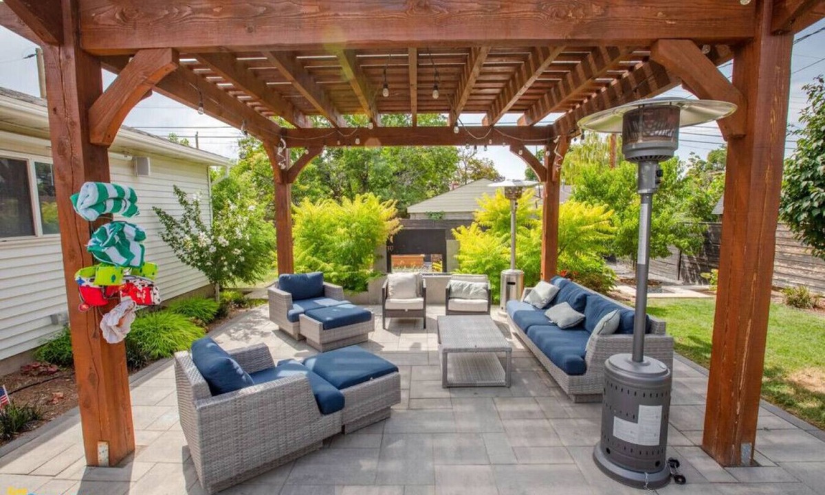 Sugar House House | Hot Tub |Unmatched Patio | Les Repos Home