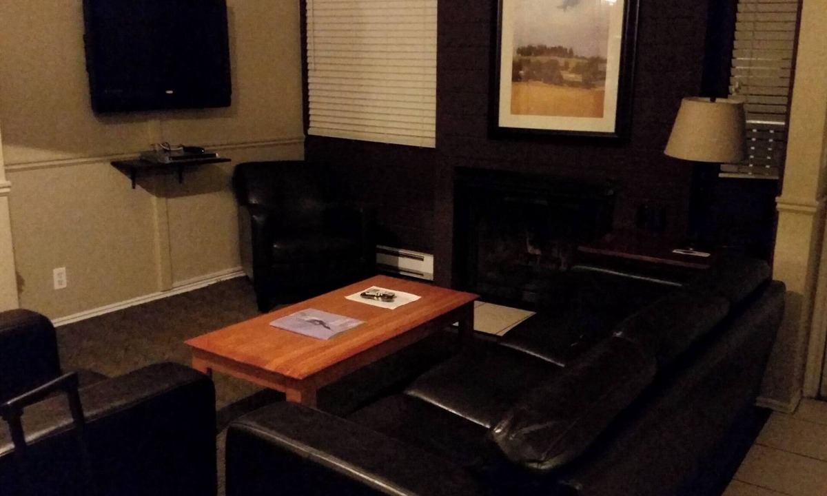 North Park City Cabin | Lovely 3-bedroom lodge with fitness room in Park City