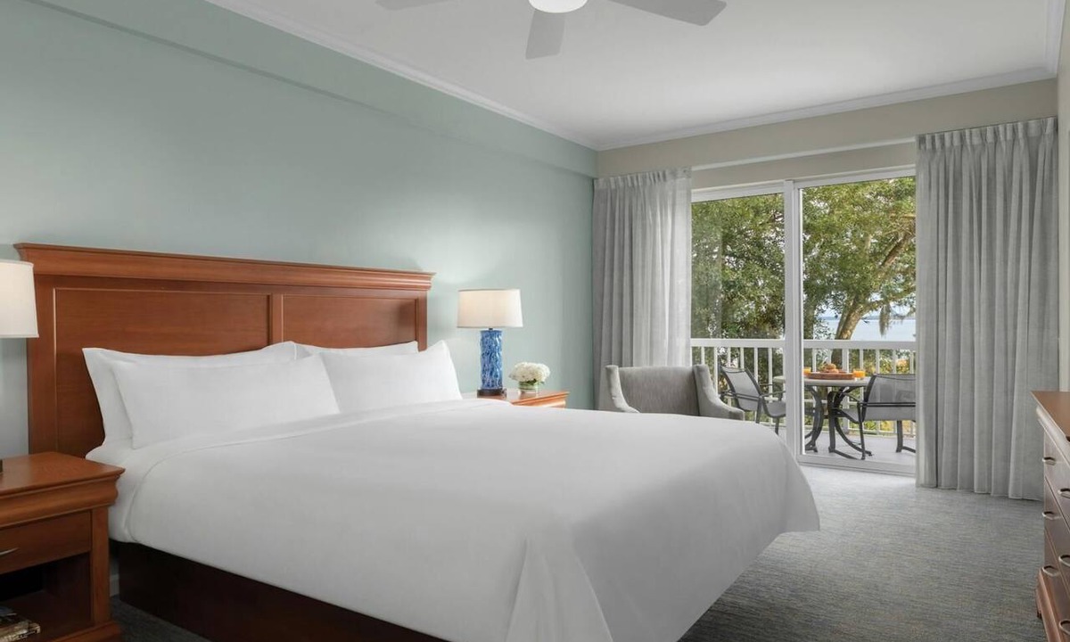 Harbour Town Resort | Marriott’s Harbour Club 2-Bedroom Villas – The Perfect Lowcountry Getaway