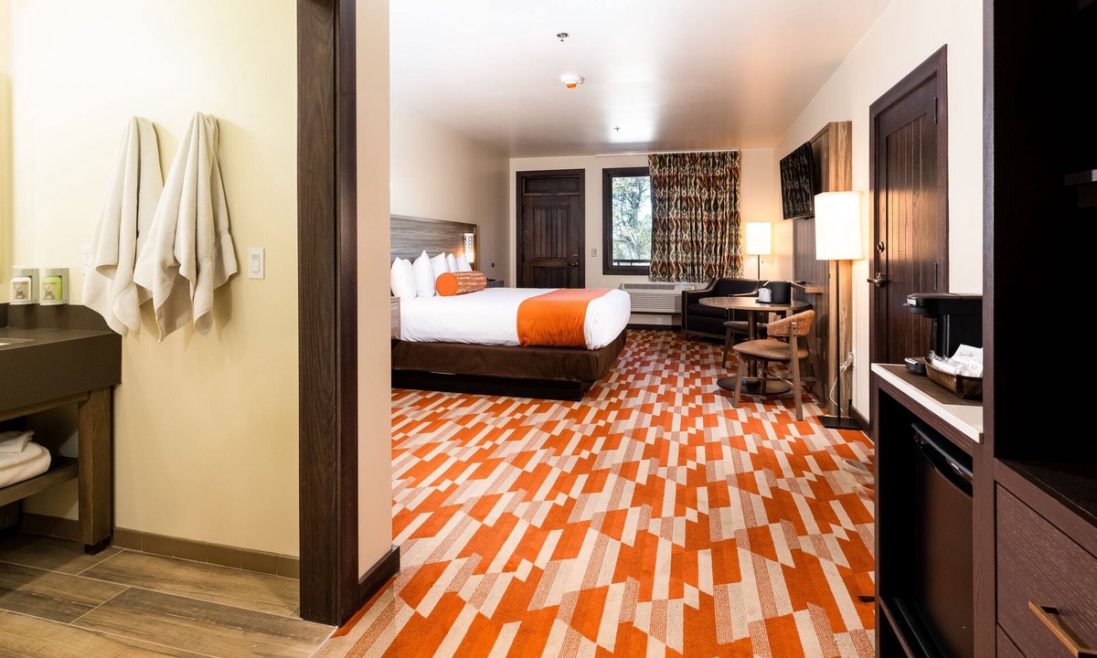 Grand Canyon Village Hotel | Maswik Lodge - Inside the Park