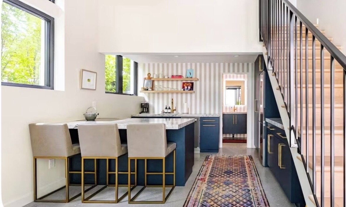 East Central Cottage | Modern Luxury in SLC 9th & 9th