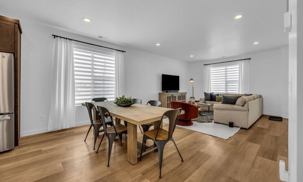 Mountain Green Condo | Modern Snowbasin Ski Retreat with Gorgeous Mountain Views Perfect for Families