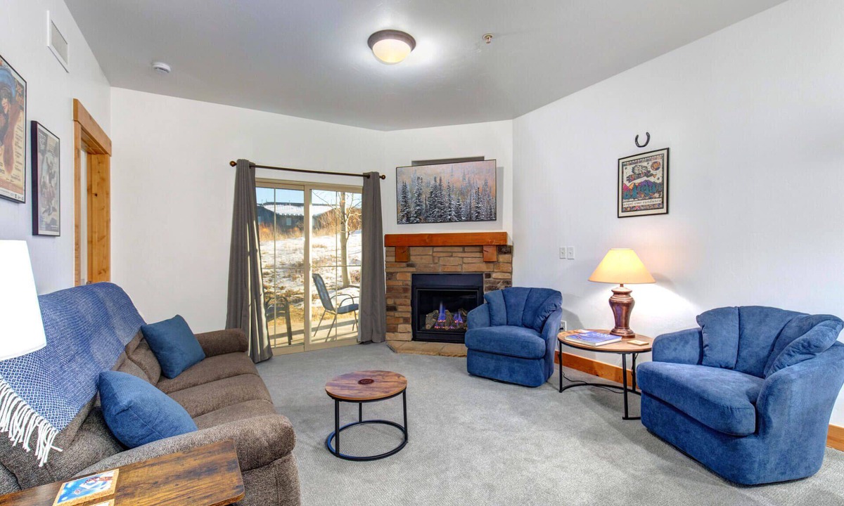 Bear Hollow Village Condo | Moose Mgmt 1206 - Sleeps 7 - Corner with views