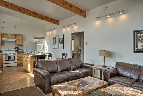 Fritz Creek Apartment | Northern Light Views! Family Apt w/Deck in Homer