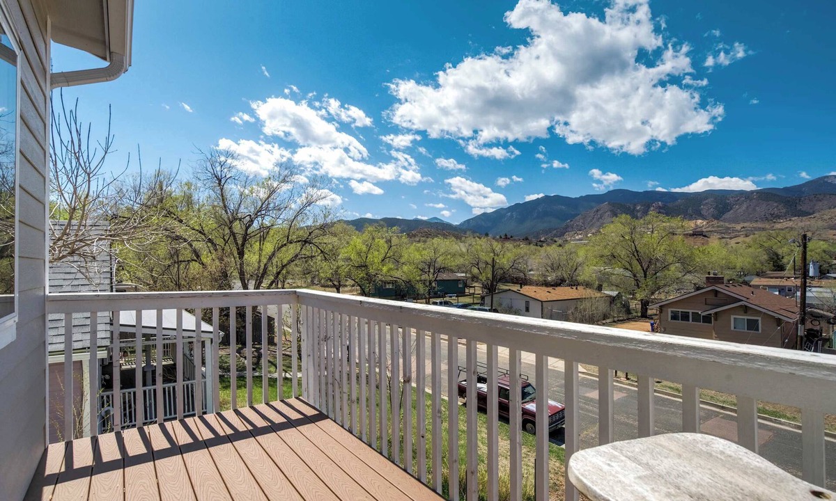 Colorado Springs House | Power Haus! Scenic Escape w Gym & Outdoor BBQ