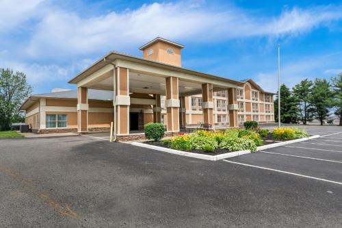 Dry Ridge Hotel | Quality Inn Dry Ridge