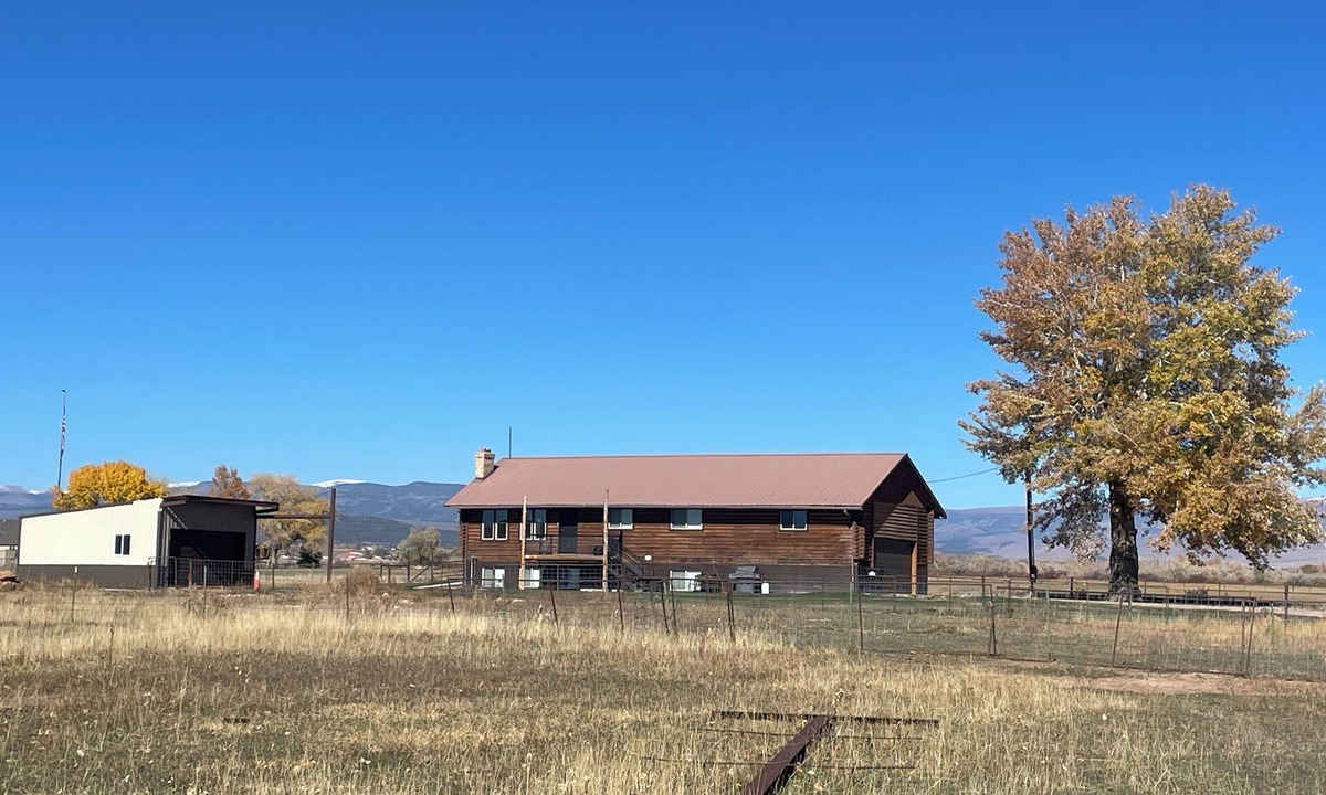 Roosevelt Cabin | Quiet Serenity with room for everyone with tons of activities nearby!