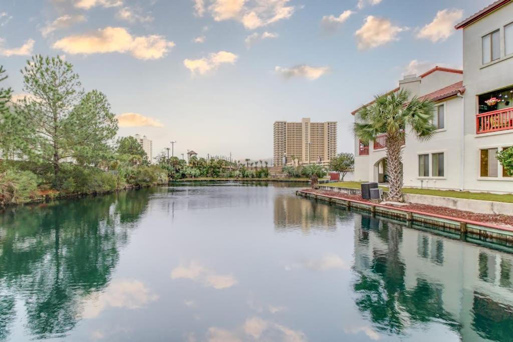 Gulf Lagoon Beach Apartment | Resort condo near beach with private balcony WiFi pool tennis & dock