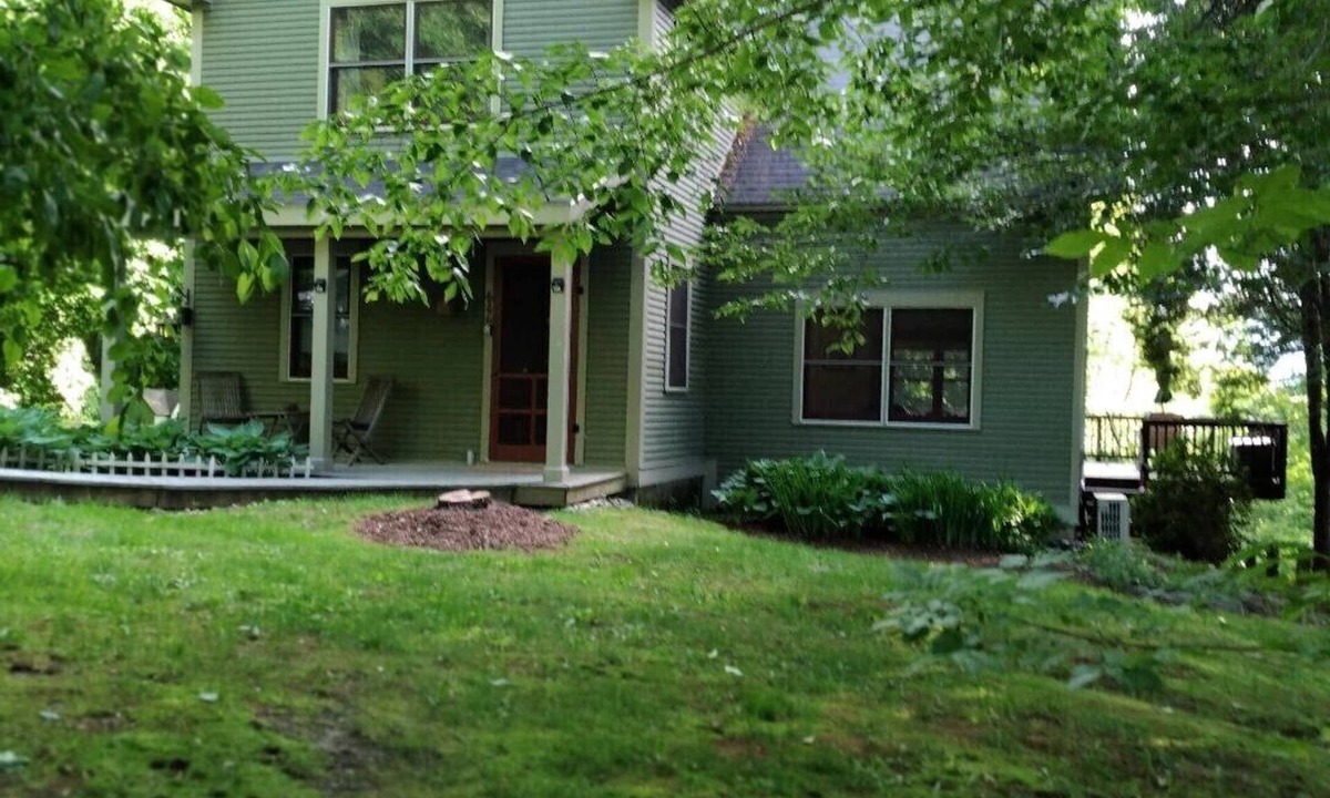 Waitsfield House | September is the Best Month of the Year to Visit Vermont