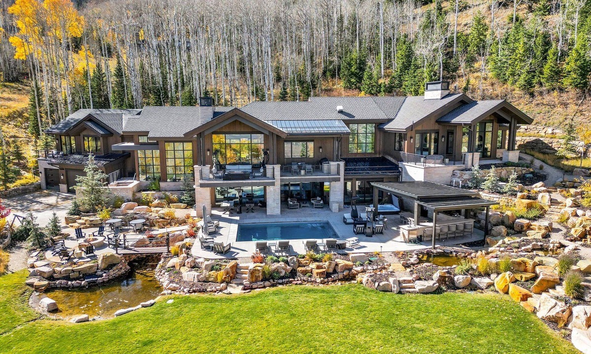 Park City House | Ski-in/ski-out luxury chalet with hot tub, pool, located in The Colony