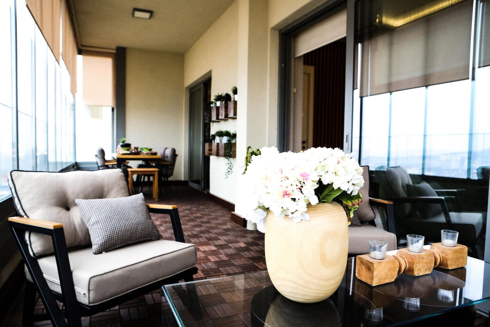 Empire Pass Condo | Slopeside, Ski In And Out, Full Tower Club Amenities With Hot Tub And Fitness Included!! - RT1