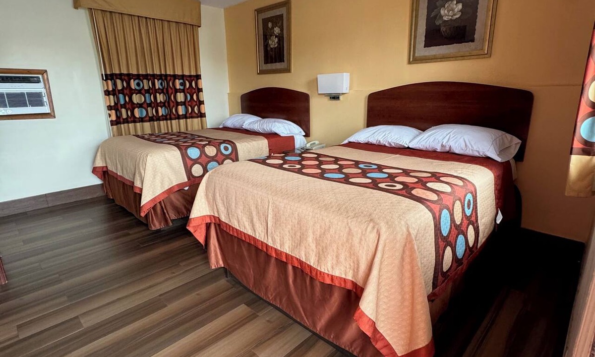 Telogia Hotel | Snowbird Motel