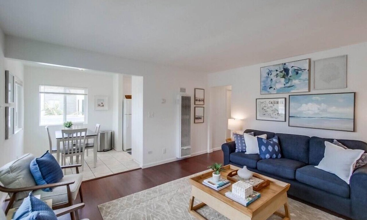 South Mission Beach Condo | Steps to Ocean + Bright Top Level Unit + Sun Deck
