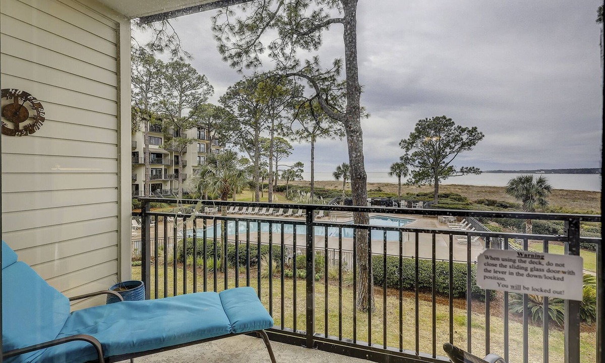 South Beach Villa | Sunset Rentals | Beachside Tns 1870