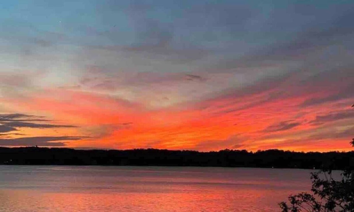 Elkton House | Sunset River Shack -amazing waterfront view