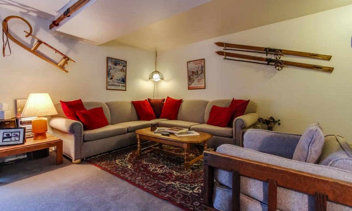 Cottonwood Heights House | Superb 2-bedroom house with AC in Cottonwood Heights 15 minutes to Alta Snowbird