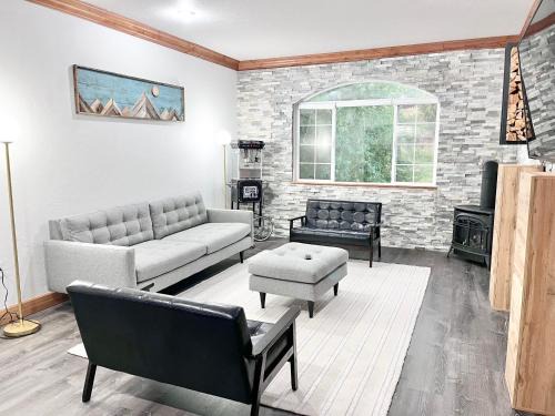 Zermatt Apartment | Swiss-Style Zermatt King Villa with Kitchen Near Park City & Deer Valley Ski Resorts - 2039