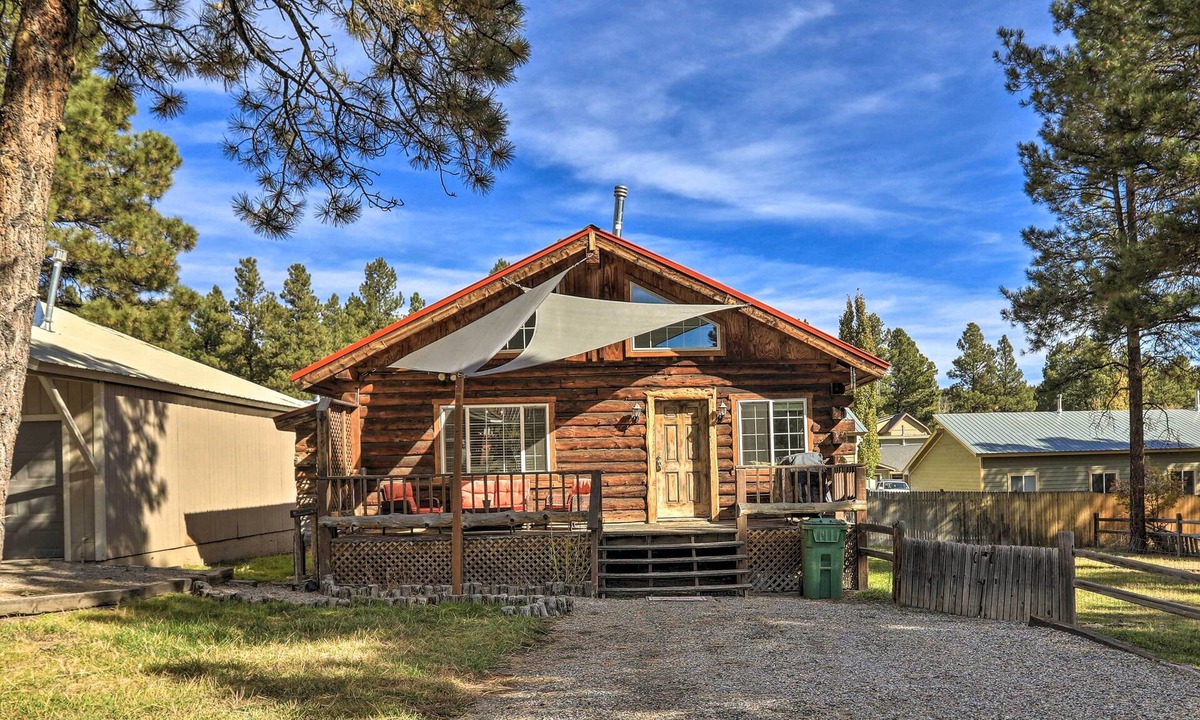 Pagosa Springs Cabin | Tasteful Log Cabin Retreat on Lake Pagosa!